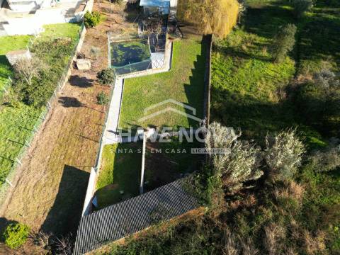 Moradia Geminada T3+1 Venda em Oiã,Oliveira do Bairro