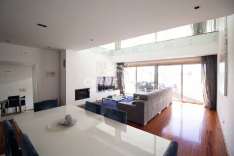 Moradia Geminada T3+1 Venda em Madalena,Vila Nova de Gaia