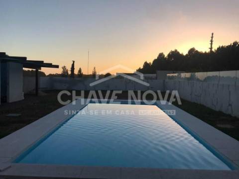 Moradia Geminada T3+1 Venda em Madalena,Vila Nova de Gaia