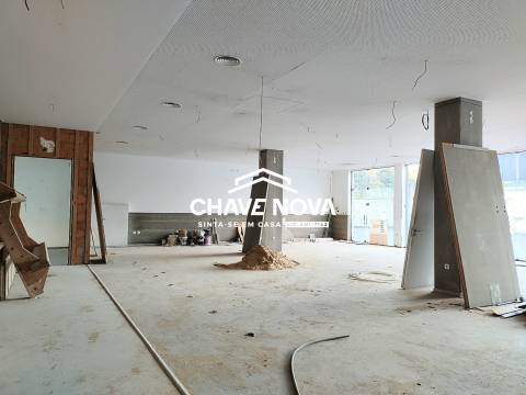 Loja  Arrendamento em Santa Maria da Feira, Travanca, Sanfins e Espargo,Santa Maria da Feira