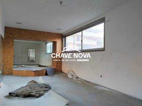 Loja  Arrendamento em Santa Maria da Feira, Travanca, Sanfins e Espargo,Santa Maria da Feira