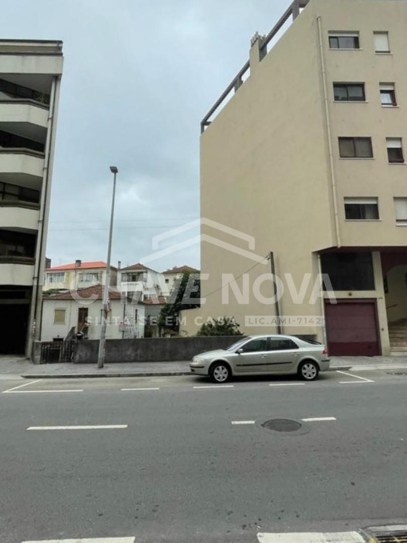 Terreno  Venda em Gondomar (São Cosme), Valbom e Jovim,Gondomar