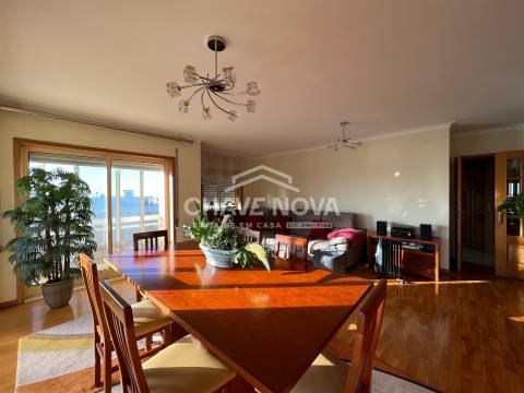 Apartamento T4 Venda em Espinho,Espinho