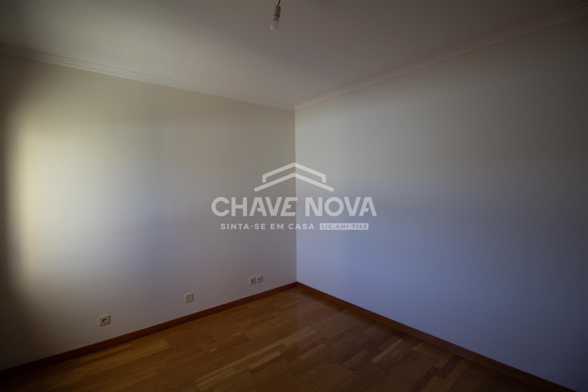 Apartamento T2 Venda em São Félix da Marinha,Vila Nova de Gaia