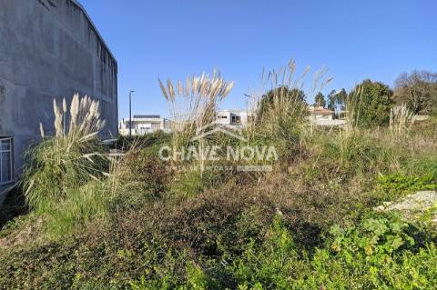 Terreno Para Construção  Venda em Nogueira da Regedoura,Santa Maria da Feira