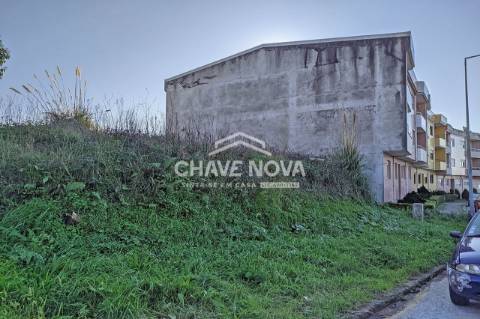 Terreno Para Construção  Venda em Nogueira da Regedoura,Santa Maria da Feira