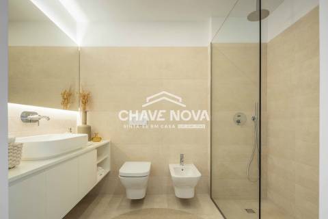 Apartamento T3 Venda em Ramalde,Porto