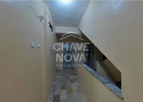 Apartamento T0 Venda em Águas Livres,Amadora