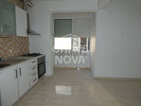 Apartamento T0 Venda em Águas Livres,Amadora