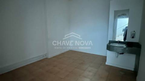 Loja  Venda em Canidelo,Vila Nova de Gaia