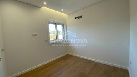 Andar Moradia T3 Venda em Rio Tinto,Gondomar