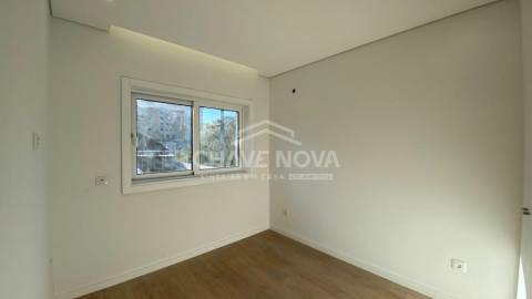Andar Moradia T3 Venda em Rio Tinto,Gondomar