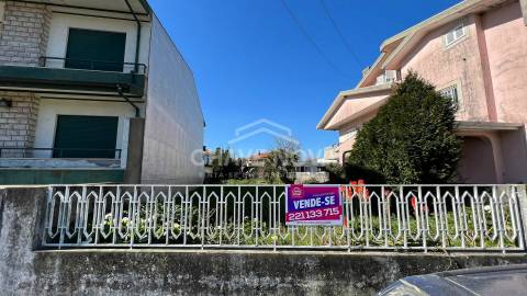 Terreno Para Construção  Venda em Castêlo da Maia,Maia