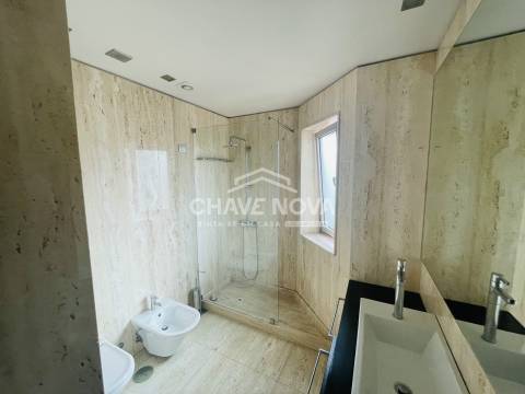 Moradia Geminada T3 Venda em São João da Madeira,São João da Madeira