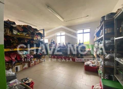 Fábrica/Indústria  Venda em São João da Madeira,São João da Madeira