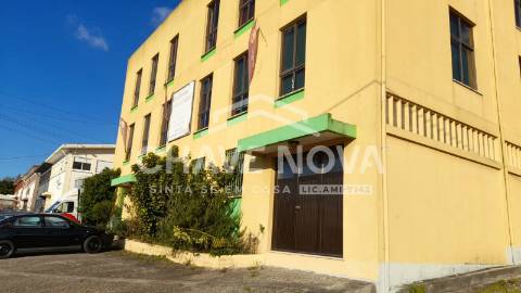 Fábrica/Indústria  Venda em São João da Madeira,São João da Madeira