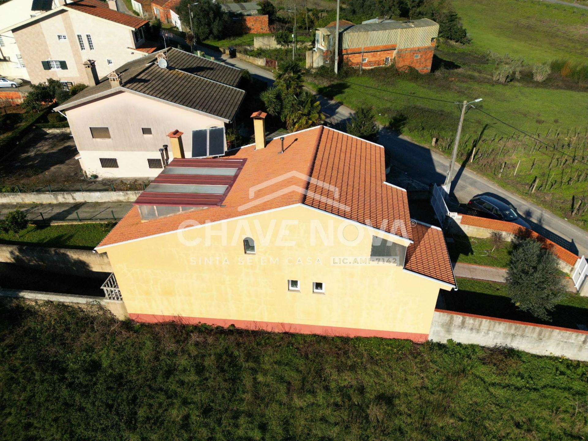 Moradia Isolada T4 Venda em Oiã,Oliveira do Bairro