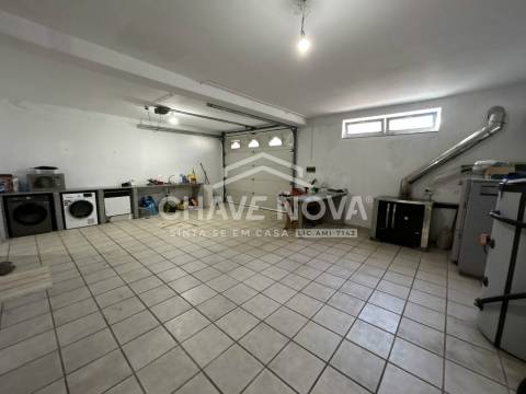 Moradia Isolada T4 Venda em Oiã,Oliveira do Bairro