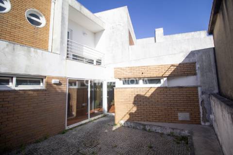 Moradia Geminada T3 Venda em Arcozelo,Vila Nova de Gaia