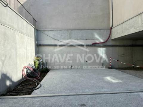 Apartamento T4 TRIPLEX Venda em Bonfim,Porto