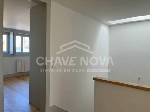 Apartamento T4 TRIPLEX Venda em Bonfim,Porto