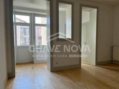 Apartamento T4 TRIPLEX Venda em Bonfim,Porto