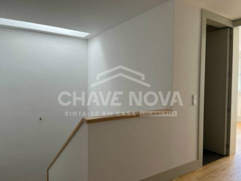 Apartamento T4 TRIPLEX Venda em Bonfim,Porto
