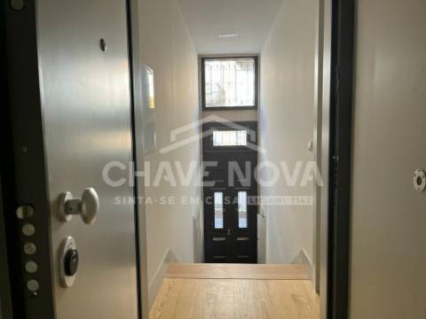 Apartamento T4 TRIPLEX Venda em Bonfim,Porto