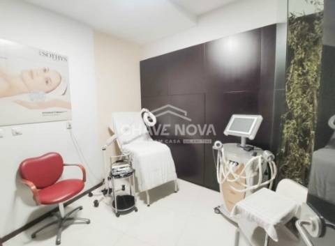 Cabeleireiro  Trespasse em Glória e Vera Cruz,Aveiro