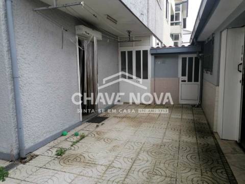 Moradia Geminada T4 Venda em Fânzeres e São Pedro da Cova,Gondomar