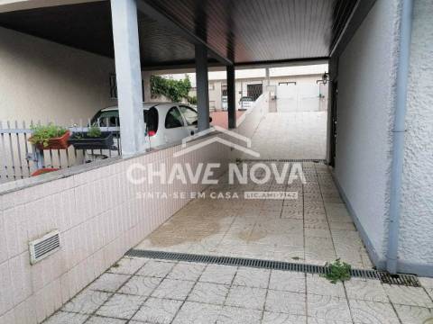 Moradia Geminada T4 Venda em Fânzeres e São Pedro da Cova,Gondomar