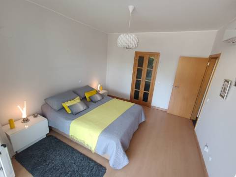 Apartamento T2 Venda em Quarteira,Loulé