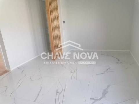Andar Moradia T3 Venda em Rio Tinto,Gondomar