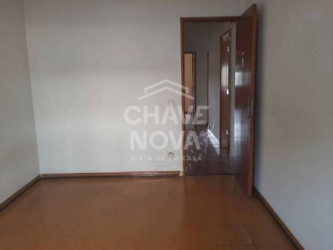 Apartamento T2 Venda em Amora,Seixal