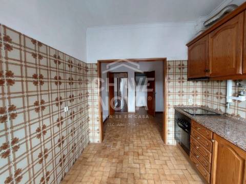 Apartamento T2 Venda em Amora,Seixal