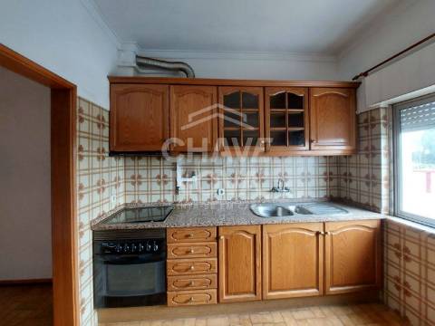 Apartamento T2 Venda em Amora,Seixal