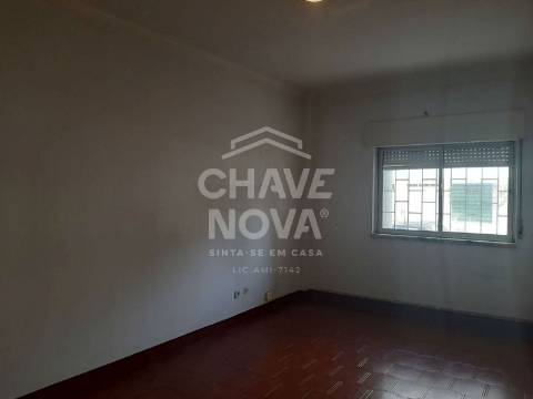 Apartamento T2 Venda em Amora,Seixal