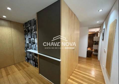 T4 Duplex em Vila das Aves, Sto. Tirso