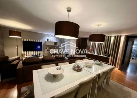 T4 Duplex em Vila das Aves, Sto. Tirso