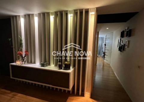 T4 Duplex em Vila das Aves, Sto. Tirso