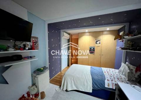 T4 Duplex em Vila das Aves, Sto. Tirso