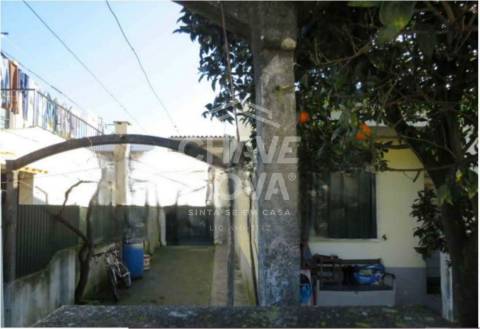 Andar Moradia T3 Venda em Fernão Ferro,Seixal