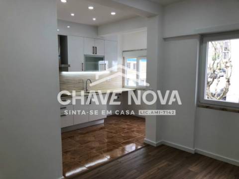 Apartamento T2+1 Venda em Massamá e Monte Abraão,Sintra