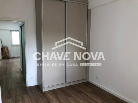 Apartamento T2+1 Venda em Massamá e Monte Abraão,Sintra