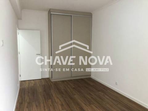 Apartamento T2+1 Venda em Massamá e Monte Abraão,Sintra