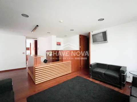 Escritório T4 Venda em Matosinhos e Leça da Palmeira,Matosinhos