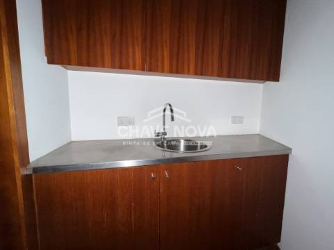 Escritório T4 Venda em Matosinhos e Leça da Palmeira,Matosinhos