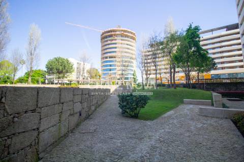 Apartamento T3 Venda em Ramalde,Porto