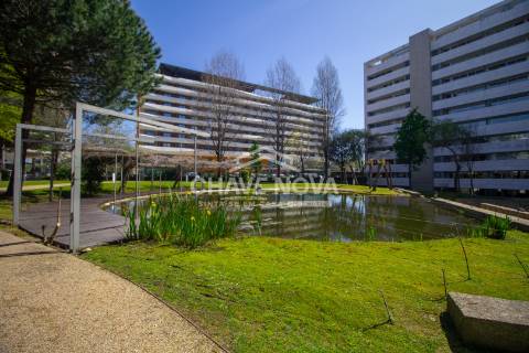 Apartamento T3 Venda em Ramalde,Porto