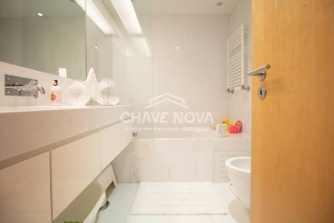 Apartamento T3 Venda em Ramalde,Porto